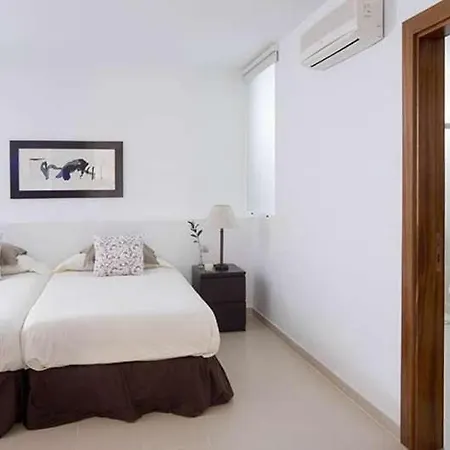 Puerto Del Carmen Sleeps 6 Pool Wifi * Puerto del Carmen (Lanzarote)